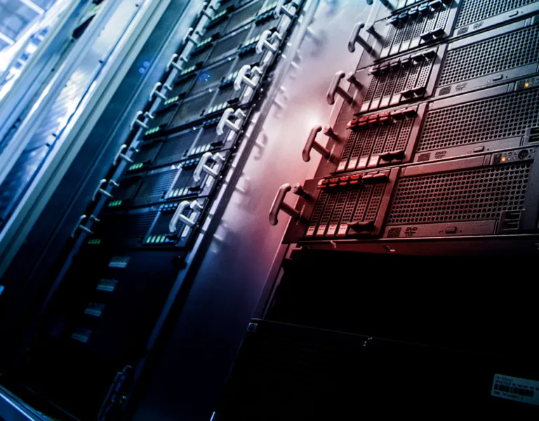 Industria 4.0: convergenza tra sistemi OT e IT per la sicurezza delle smart factory