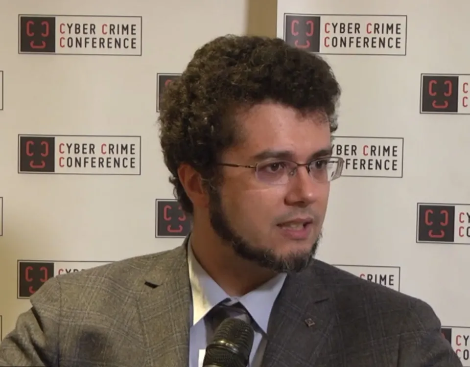 Un approccio Interdisciplinare alla Cybersecurity - Intervista a Stefano Zanero