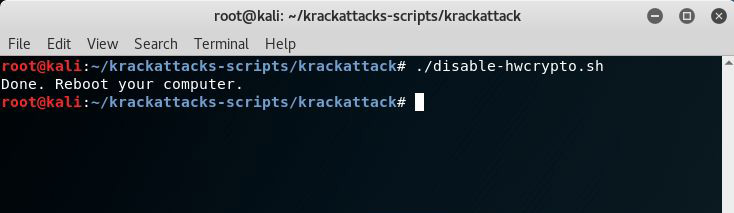  L'immagine mostra una finestra del terminale su un sistema Kali Linux. Il terminale si trova nella directory ~/krackattacks-scripts/krackattack e ha eseguito lo script disable-hwcrypto.sh, che richiede di riavviare il computer dopo l'esecuzione