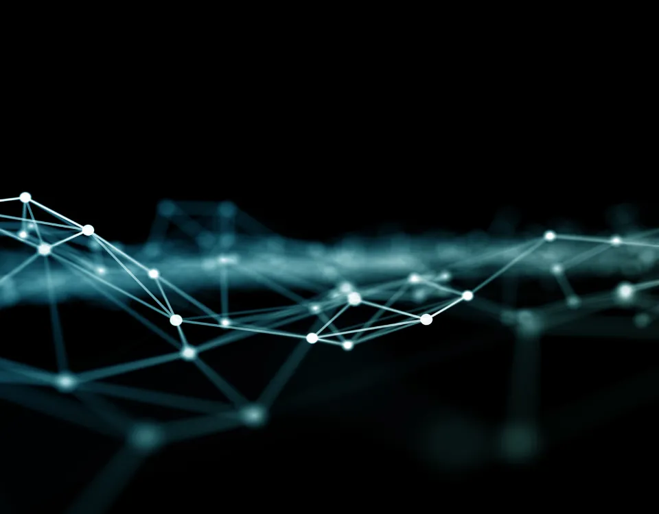 Gestione dei Big Data: dal processo di raccolta all'analisi in tempo reale, illustrazione delle tre fasi fondamentali dell'elaborazione dati e requisiti tecnologici per la sicurezza delle informazioni.